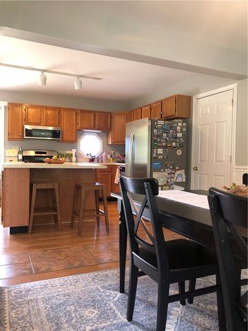 135 Spring Hill Road, Portsmouth, RI 02871
