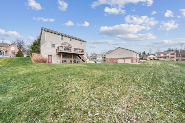 144 Valley Fields Dr, Plum Boro, PA 15239