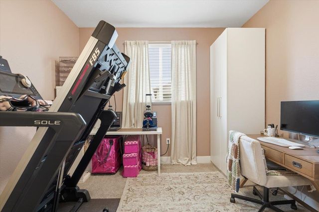 2115 Enchantment Dr., Manteca, CA 95337