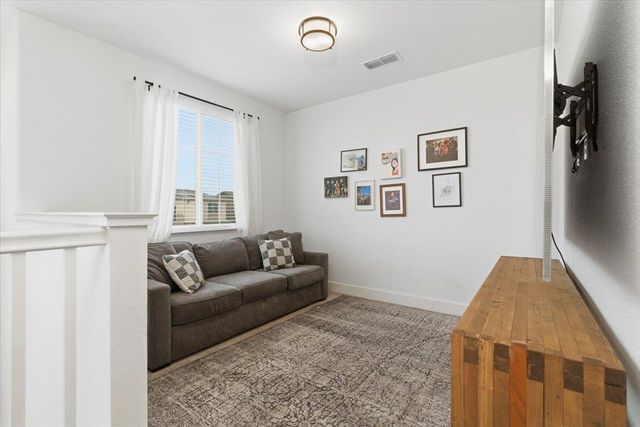 2115 Enchantment Dr., Manteca, CA 95337