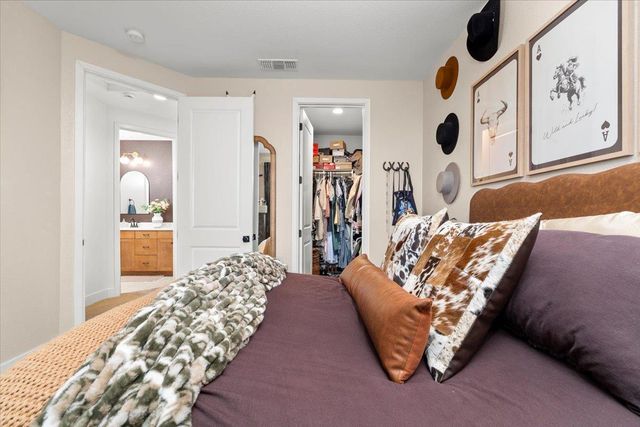 2115 Enchantment Dr., Manteca, CA 95337