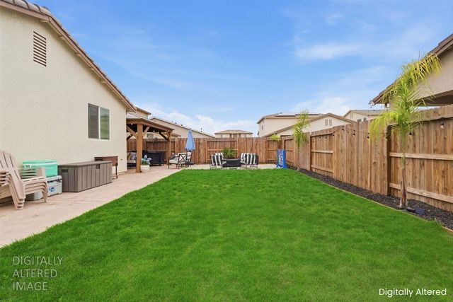 2115 Enchantment Dr., Manteca, CA 95337