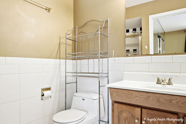 818 RUMPLE Lane, Addison, IL 60101