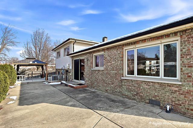 818 RUMPLE Lane, Addison, IL 60101