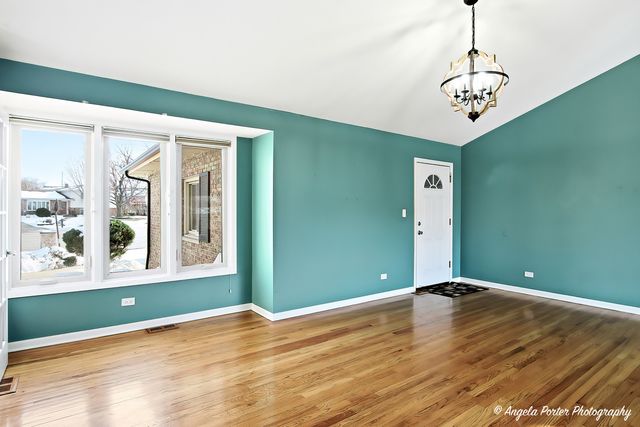 818 RUMPLE Lane, Addison, IL 60101