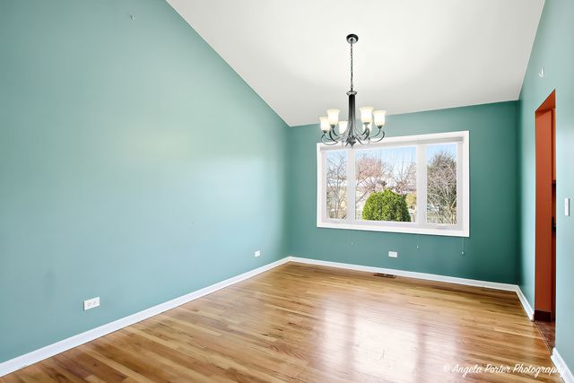 818 RUMPLE Lane, Addison, IL 60101