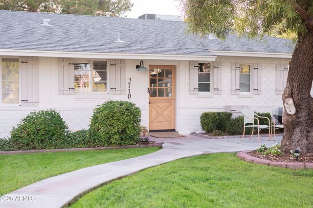 3710 N 48TH Place, Phoenix, AZ 85018