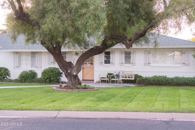 3710 N 48TH Place, Phoenix, AZ 85018