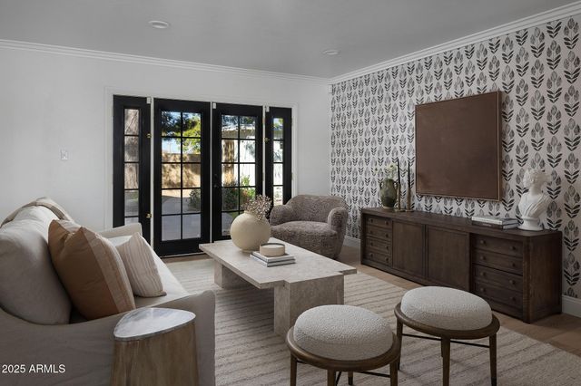 3710 N 48TH Place, Phoenix, AZ 85018