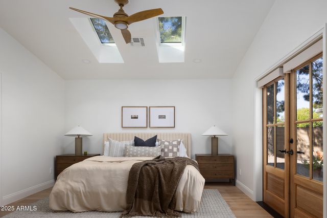 3710 N 48TH Place, Phoenix, AZ 85018