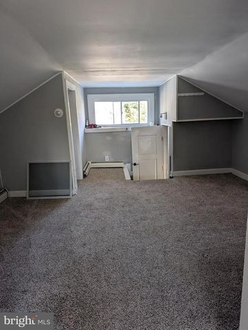 1051 MAPLE AVE, Bensalem, PA 19020