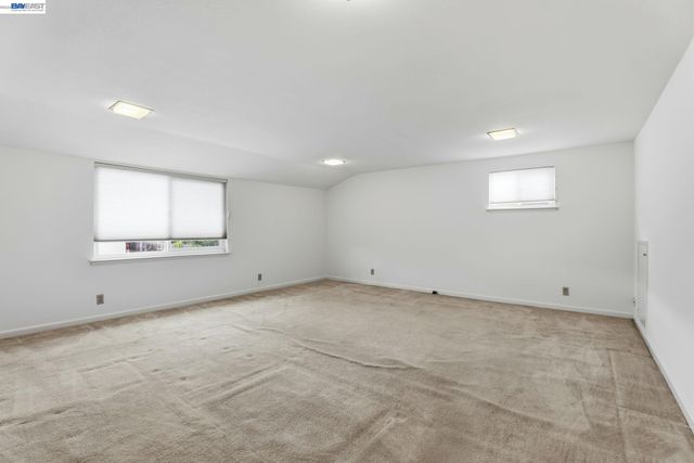 8589 Davona Dr, Dublin, CA 94568