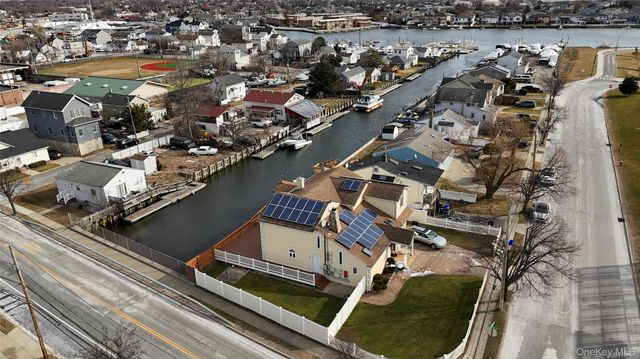 3 Marjorie Lane, East Rockaway, NY 11518