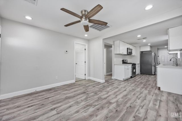 217 F Street, Taft, CA 93268