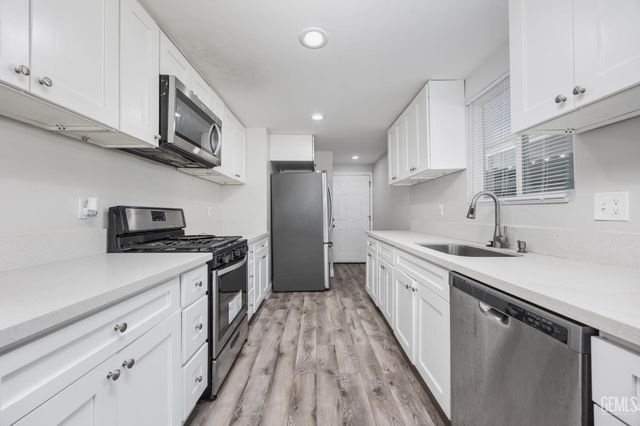 217 F Street, Taft, CA 93268