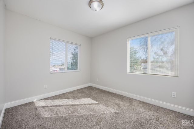 217 F Street, Taft, CA 93268