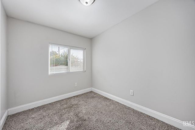 217 F Street, Taft, CA 93268