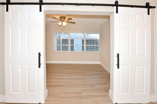 355 6th Road SW, Vero Beach, FL 32962