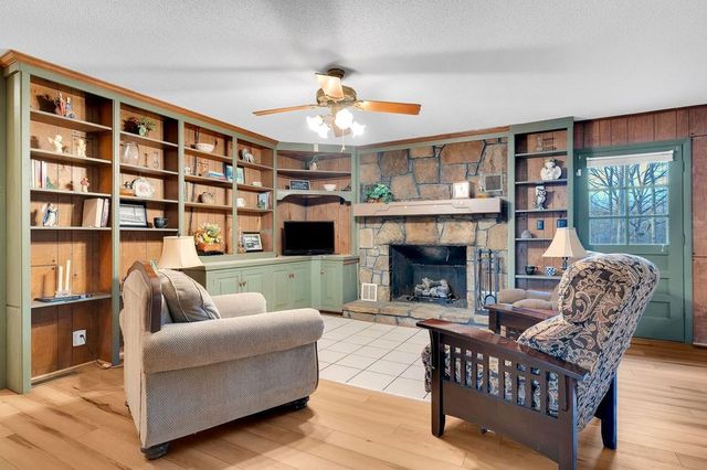 251 Wells St, Monteagle, TN 37356