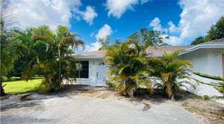 4551 Capri DR E # A, Naples, FL 34103