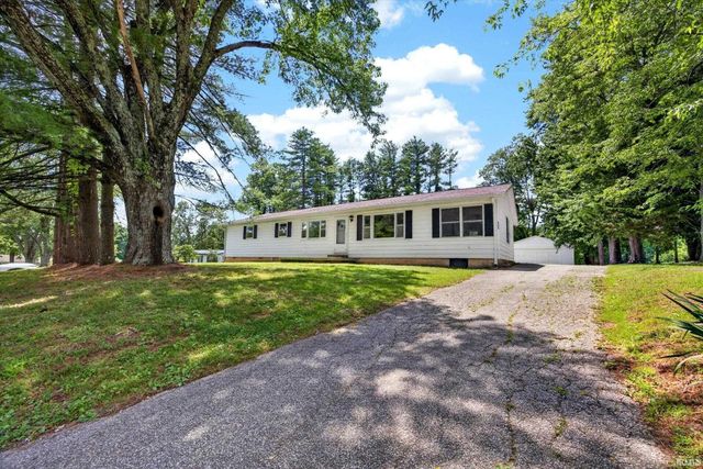 8380 S Fairfax Road, Bloomington, IN 47401