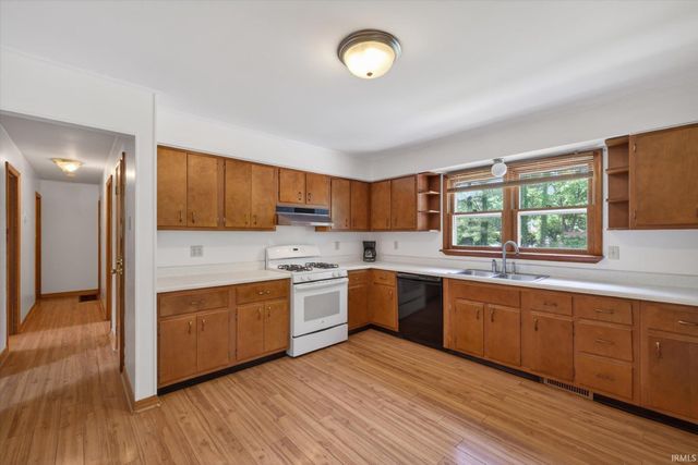 8380 S Fairfax Road, Bloomington, IN 47401