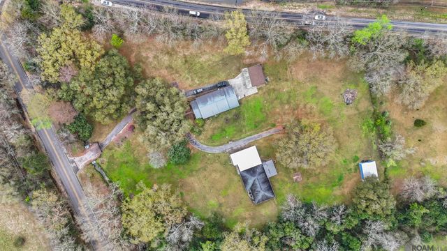 17032 Old Jefferson, Prairieville, LA 70769