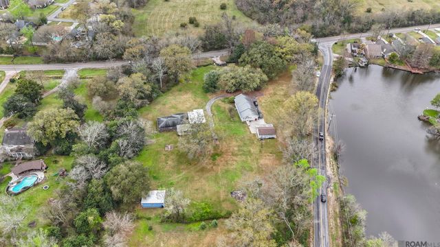 17032 Old Jefferson, Prairieville, LA 70769