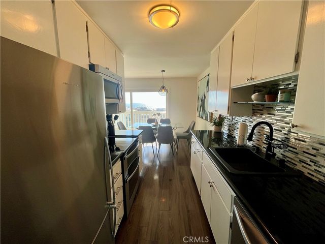 630 The Village 116, Redondo Beach, CA 90277