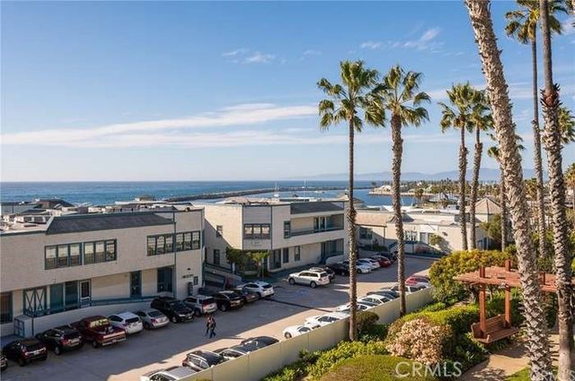 630 The Village 116, Redondo Beach, CA 90277