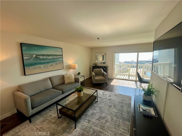 630 The Village 116, Redondo Beach, CA 90277