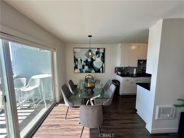 630 The Village 116, Redondo Beach, CA 90277