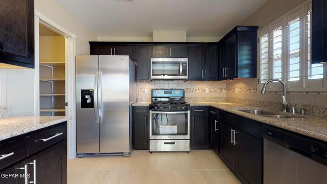 824 Paseo Pacifico Place, El Paso, TX 79928