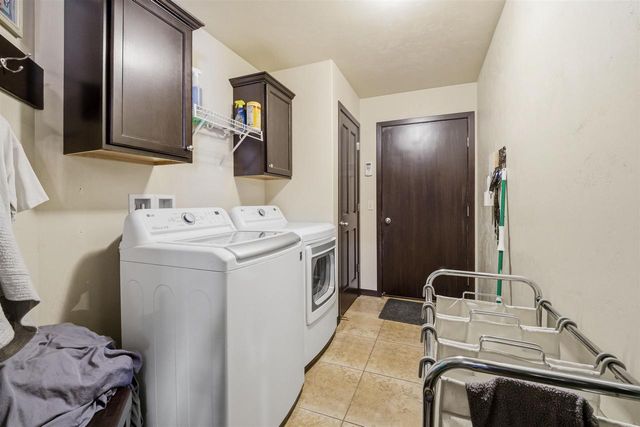 1435 ANTHEM DRIVE, Neenah, WI 54956