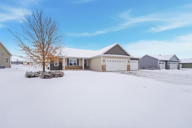 1435 ANTHEM DRIVE, Neenah, WI 54956