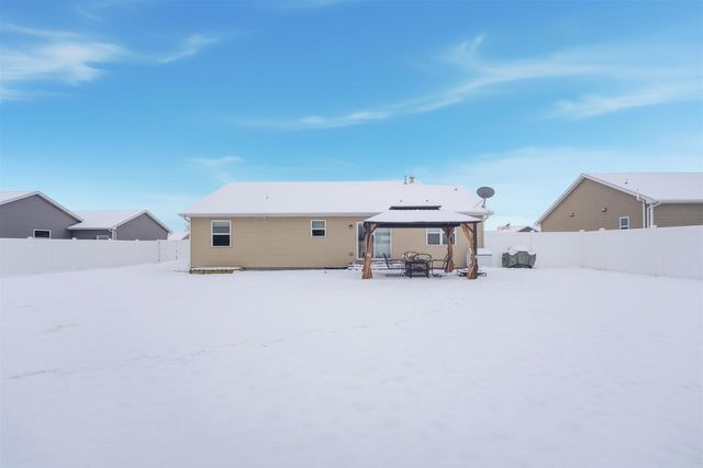 1435 ANTHEM DRIVE, Neenah, WI 54956