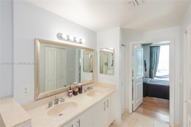 7910 Harbor Island Dr 502, North Bay Village, FL 33141