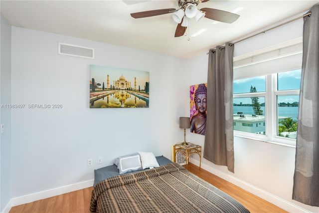 7910 Harbor Island Dr 502, North Bay Village, FL 33141