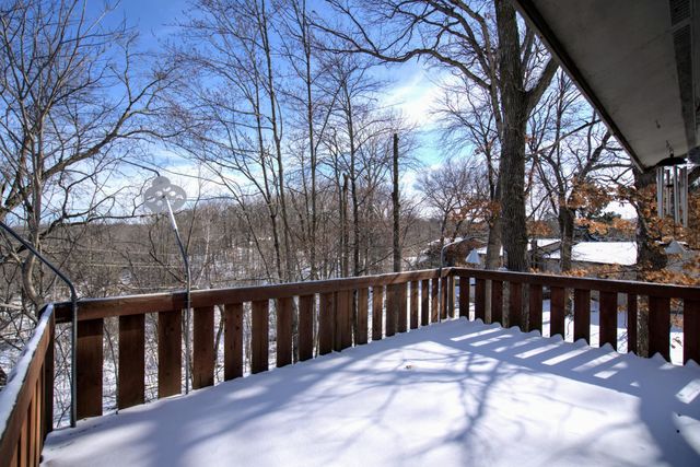 27015 Flintwood Circle, Wyoming, MN 55092