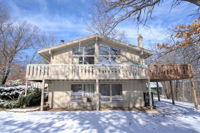 27015 Flintwood Circle, Wyoming, MN 55092