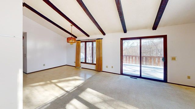 27015 Flintwood Circle, Wyoming, MN 55092