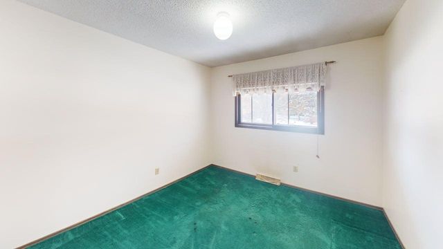 27015 Flintwood Circle, Wyoming, MN 55092