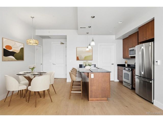 2001 Lincoln St 2020, Denver, CO 80202