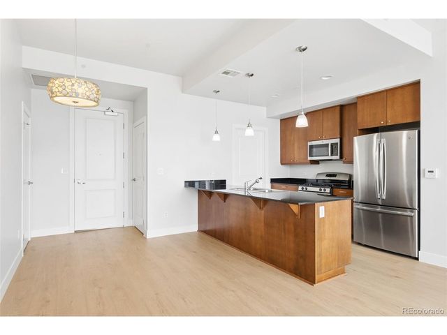 2001 Lincoln St 2020, Denver, CO 80202