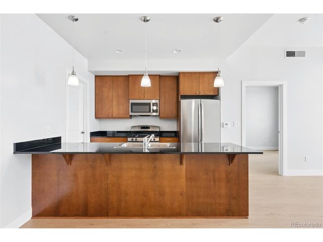 2001 Lincoln St 2020, Denver, CO 80202