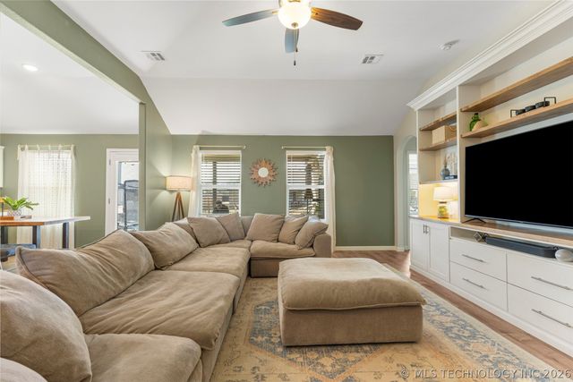 3648 E 144th Street S, Bixby, OK 74008