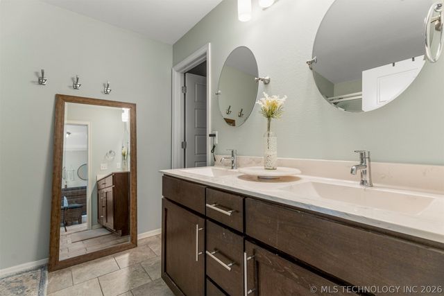 3648 E 144th Street S, Bixby, OK 74008