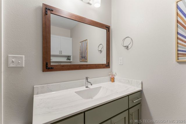 3648 E 144th Street S, Bixby, OK 74008