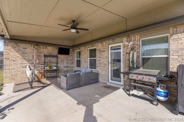 3648 E 144th Street S, Bixby, OK 74008