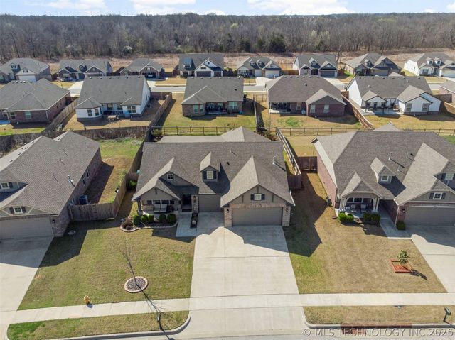 3648 E 144th Street S, Bixby, OK 74008